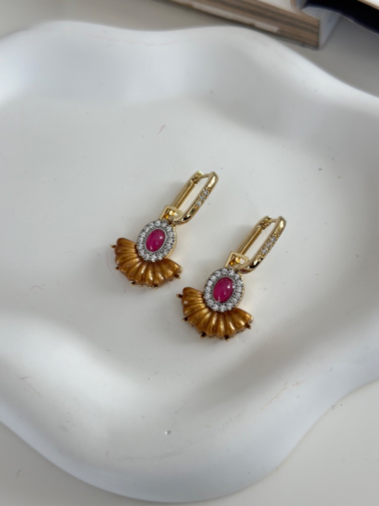 Vip Pembe Taş Detaylı Etnik Küpe