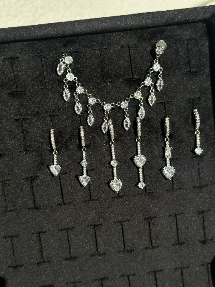 Vip Silver Küpe ve Kıkırdak Küpe Set