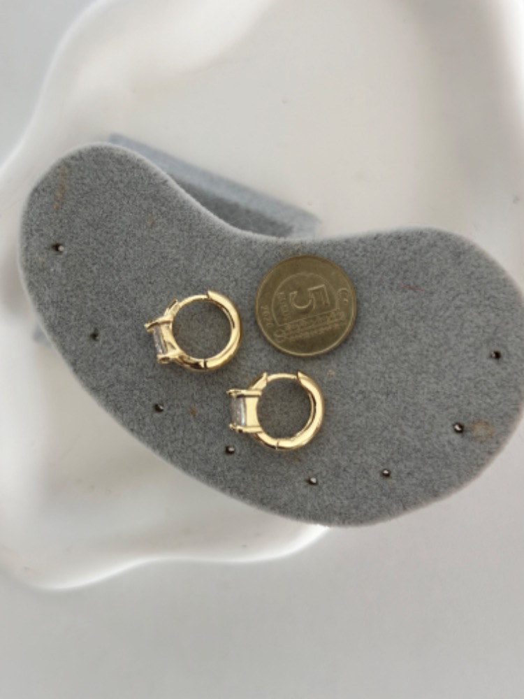 Vip 14K Diamond Serisi Baget Taşlı Halka Küpe