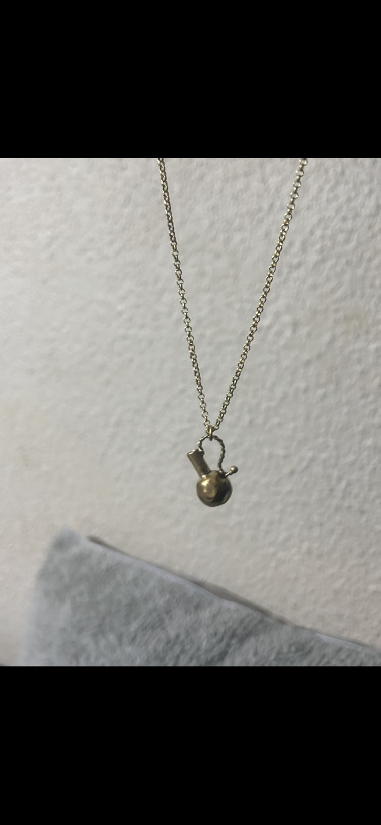 İnce zincirli burgu kulplu bottle şişe