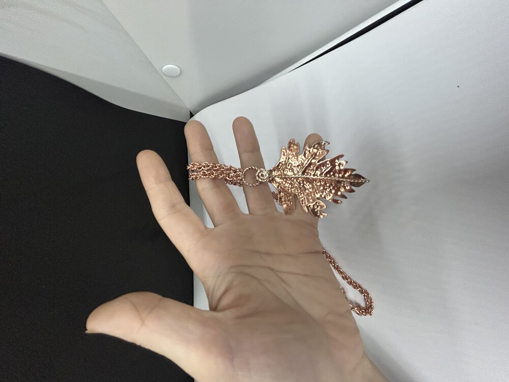 Yaprak uçlu el örmesi kolye ve zinciri