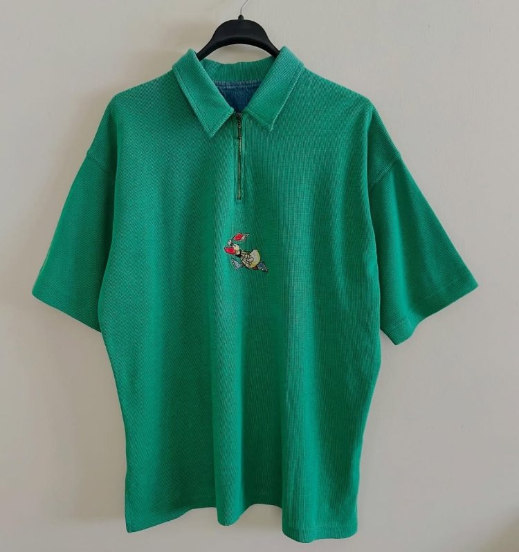 Vintage Classic 90s unisex t-shirt
