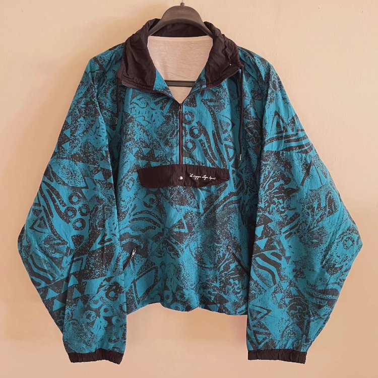 90s unisex kangaroo bomber