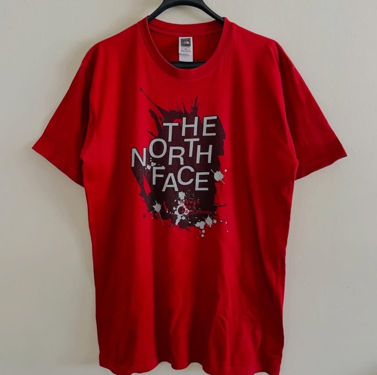 The North Face Vintage unisex t-shirt