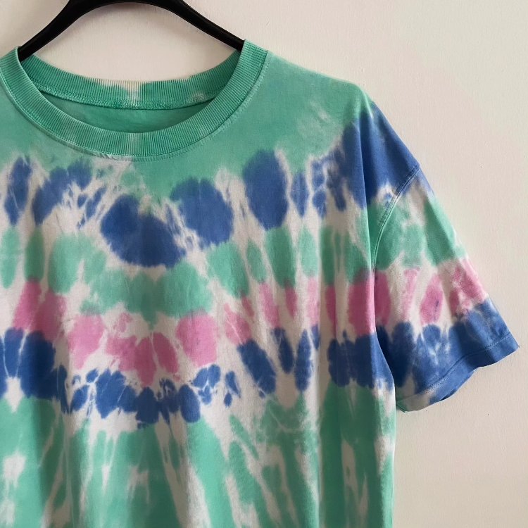 vintage unisex 90s t-shirt