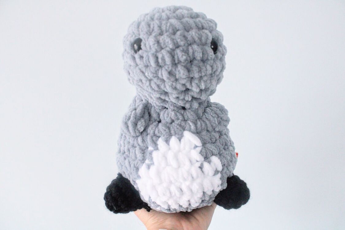 dino crochet plushie 