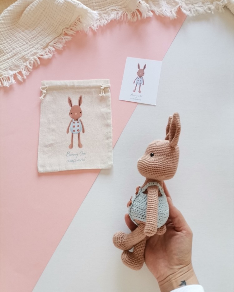 Amigurumi Tavşan Odi Oyuncak