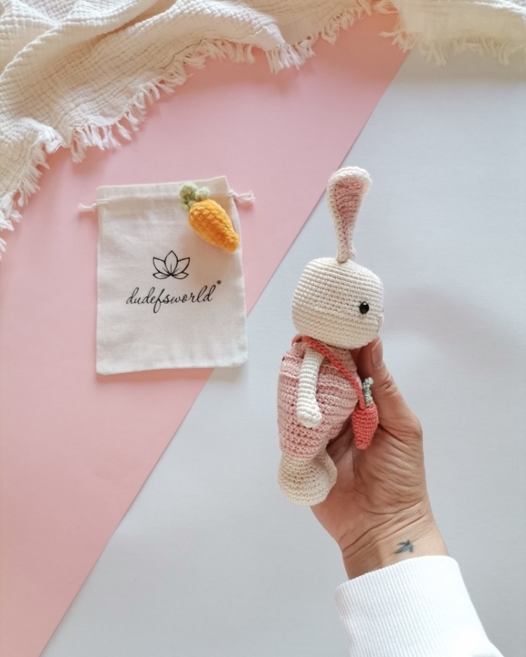Amigurumi Tavşan Jojo Oyuncak