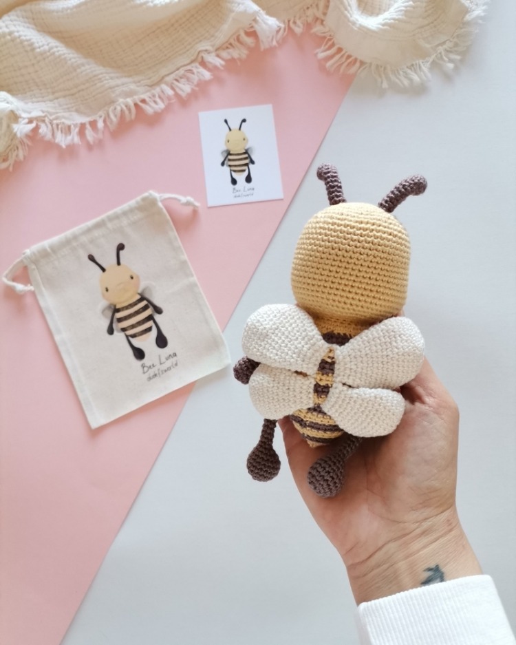 Amigurumi Arı Luna Oyuncak 