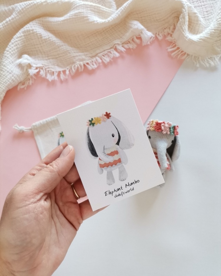 Amigurumi Kız Fil Mumbo Oyuncak