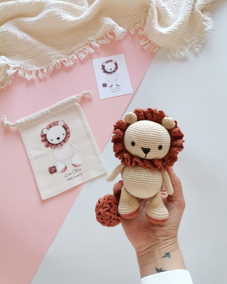 Amigurumi Aslan Ollie Oyuncak 