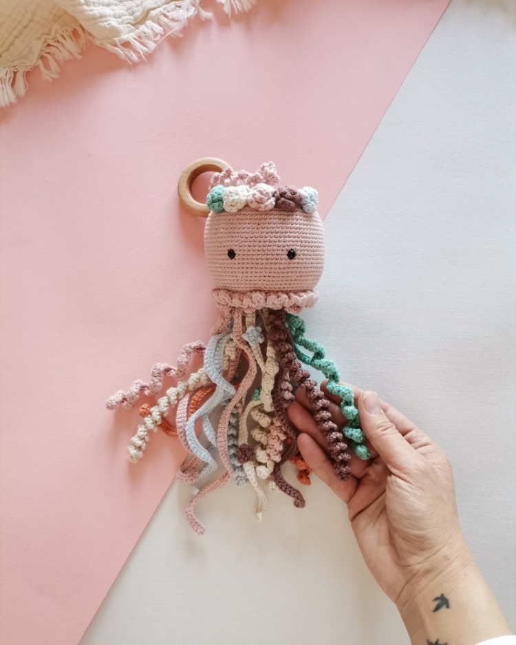 Amigurumi Denizanası Jill Oyuncak (Müzik Kutusuz)