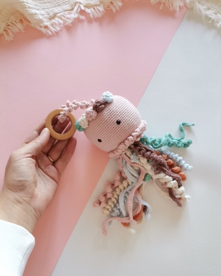 Amigurumi Denizanası Jill Oyuncak (Müzik Kutusuz)