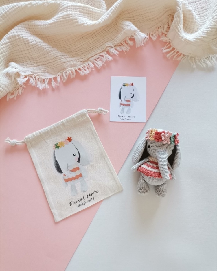 Amigurumi Kız Fil Mumbo Oyuncak