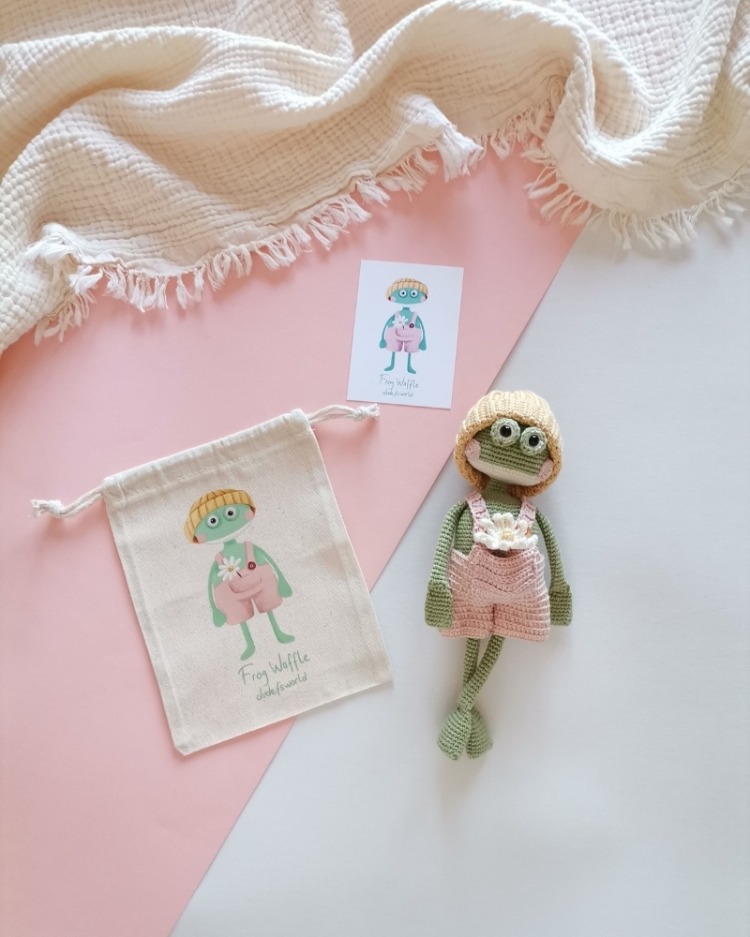 Amigurumi Kurbağa Waffle Oyuncak