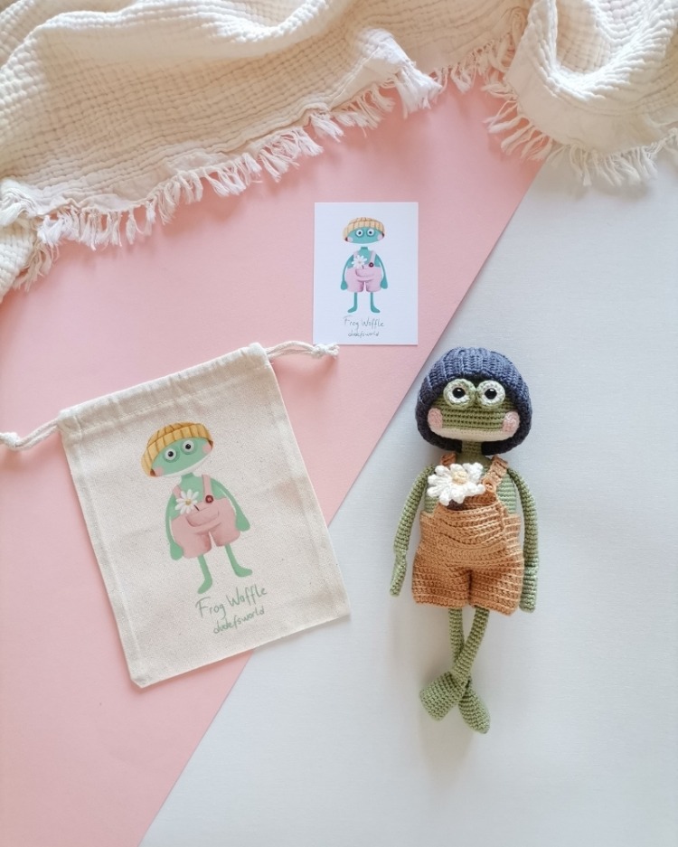 Amigurumi Kurbağa Waffle Oyuncak