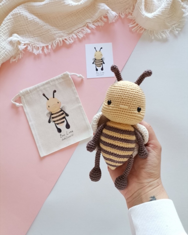 Amigurumi Arı Luna Oyuncak 