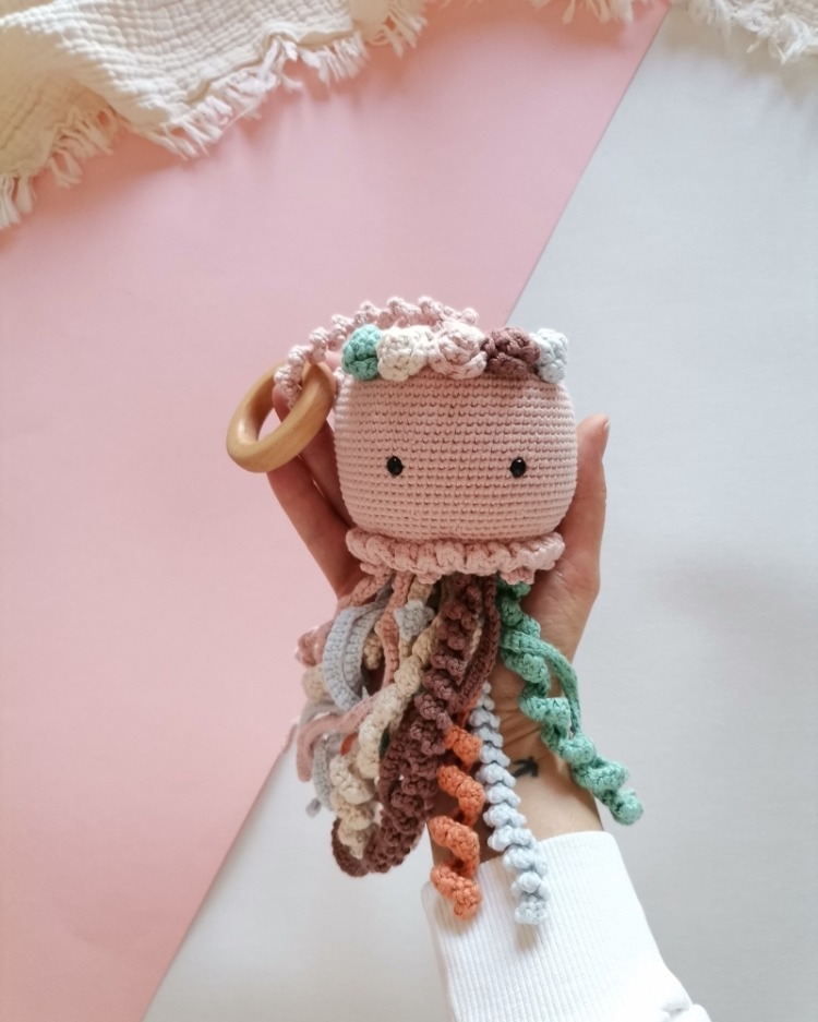 Amigurumi Denizanası Jill Oyuncak (Müzik Kutusuz)