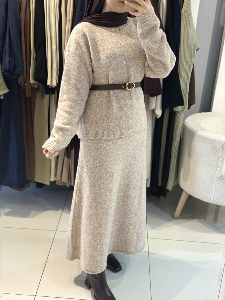 H&M model triko etekli yün takım 
