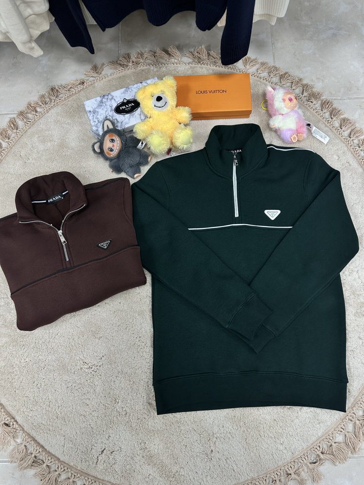 PRADA YARIM FERMUAR