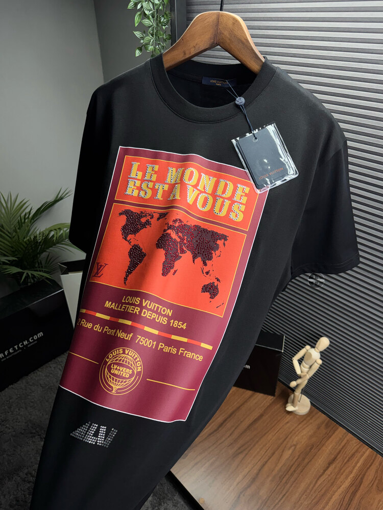 LV Orjinal Etiketli T-Shirt Siyah (Sırt Detay)