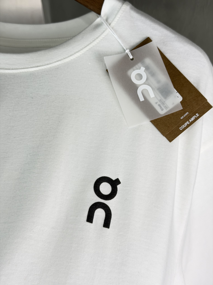 On Cloud Orjinal Etiketli T-Shirt Beyaz (Sırt Detay)
