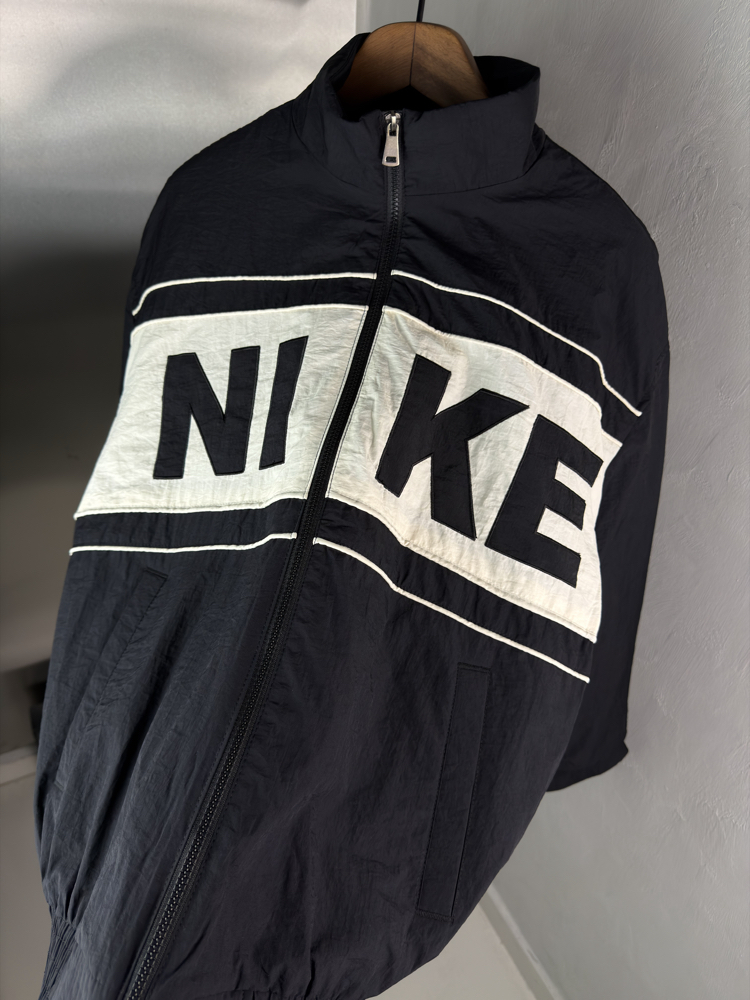 Nike Orjinal Etiketli Mevsimlik Ceket Siyah (Unisex)