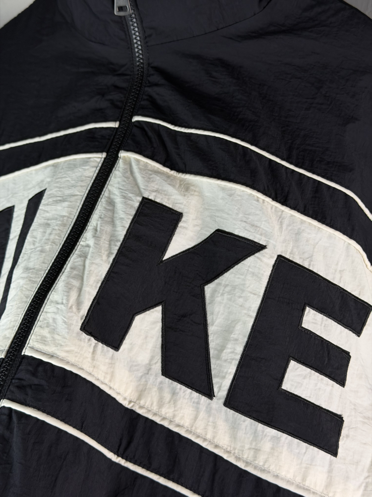 Nike Orjinal Etiketli Mevsimlik Ceket Siyah (Unisex)