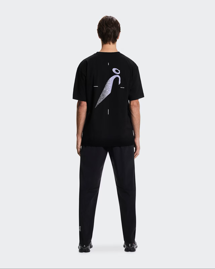 On Cloud Orjinal Etiketli T-Shirt Siyah (Sırt Detay)