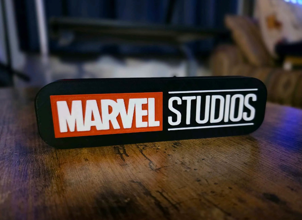 Marvel Studios Logo Temalı stand
