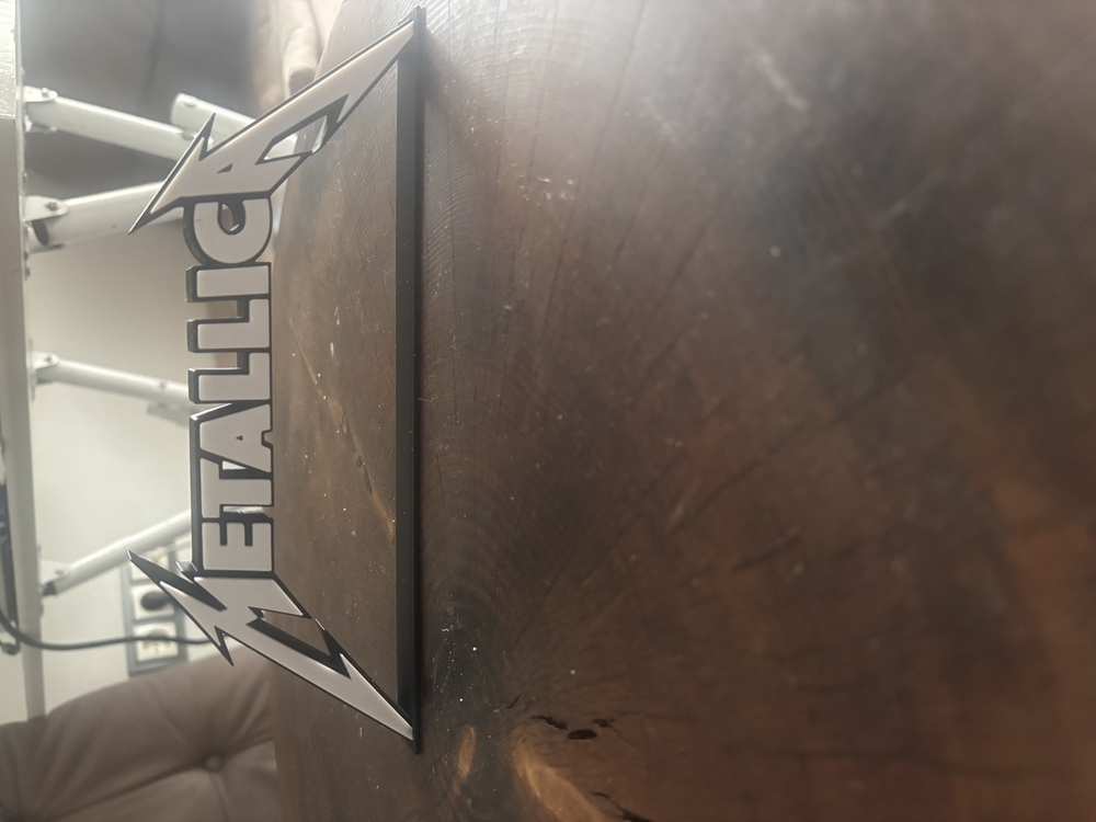Metallica dekor stand + 2 bardak altlığı