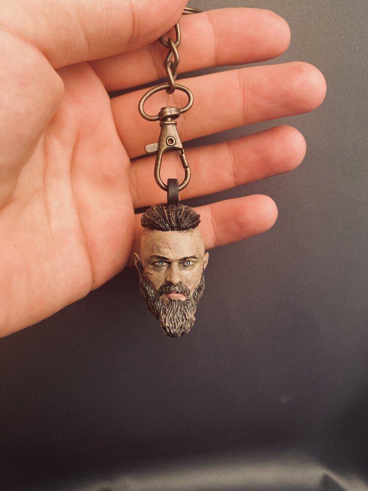 Ragnar Anahtarlık
