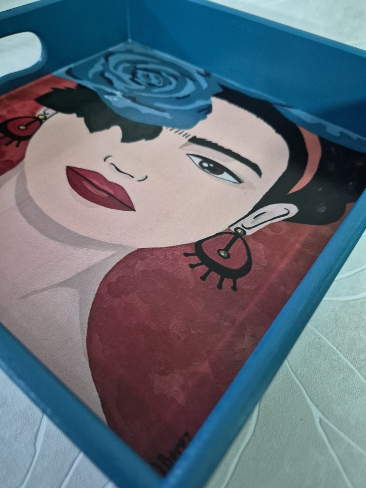 Frida Kare Tepsi 