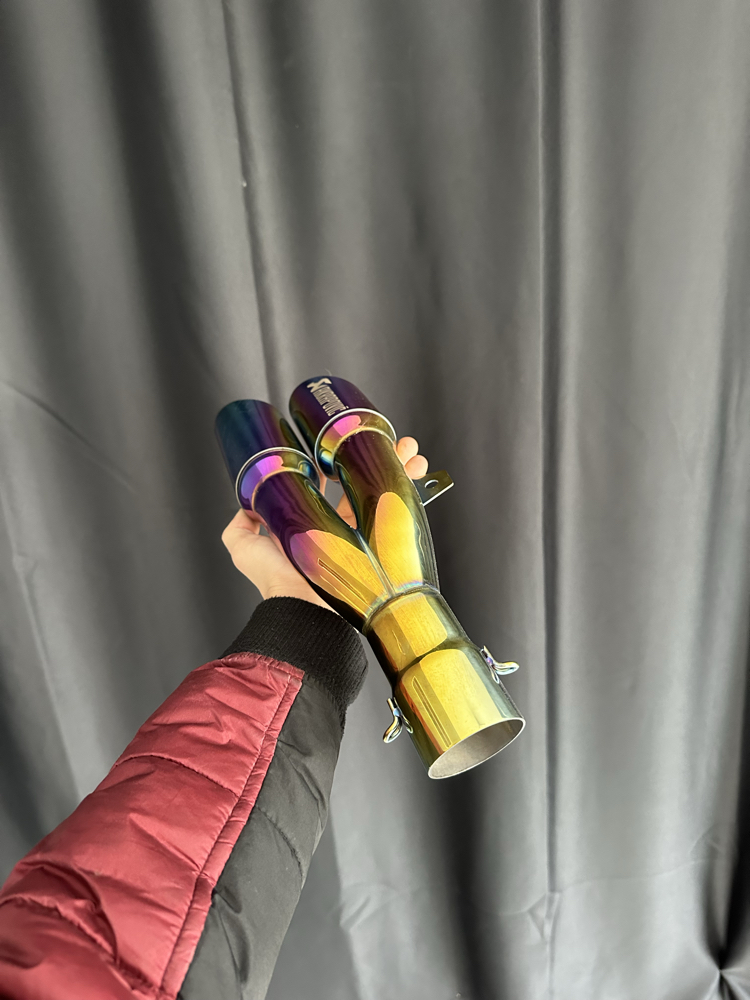 ÇİFT ÇIKIŞ BUKALEMUN AKRAPOVIC ÖZEL SERİ