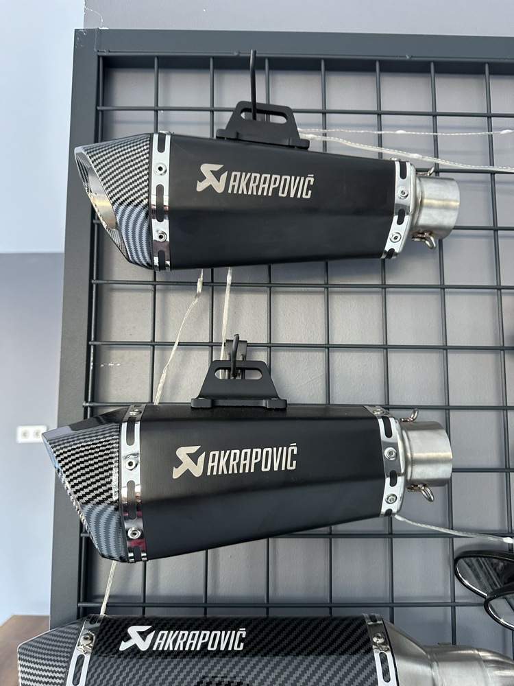 PERFORMANS EGZOZ AKRAPOVIC SUSTURUCULU