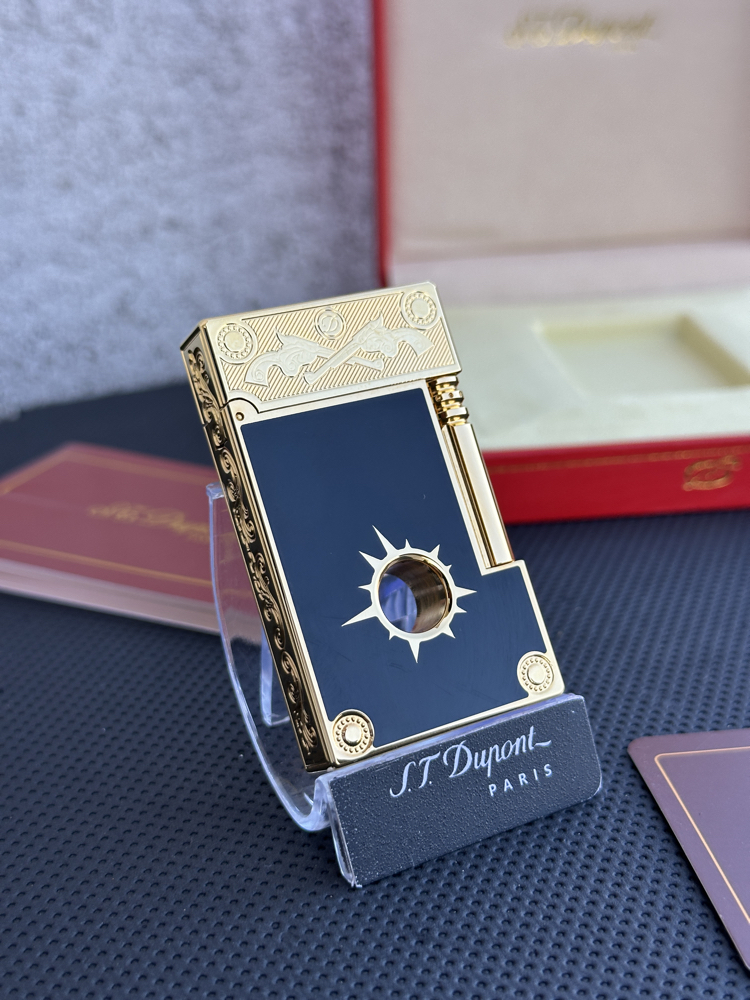 007 James Bond Black Gold Dupont