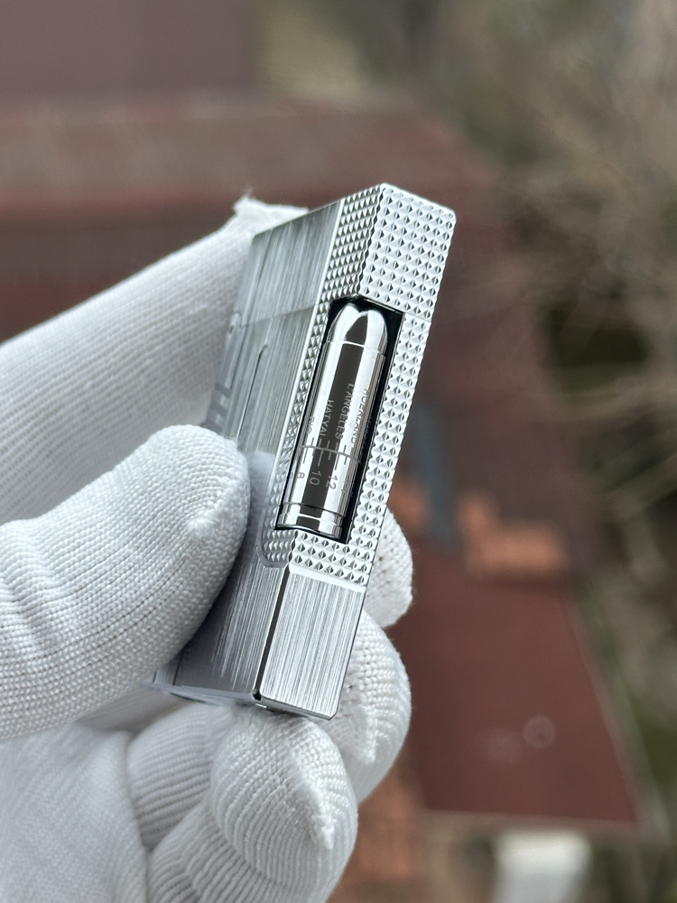 007 Silver Dupont