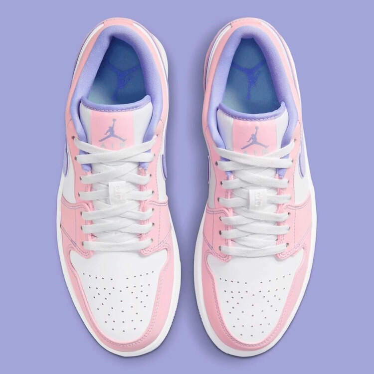 Jordan 1 Low SE Arctic Punch