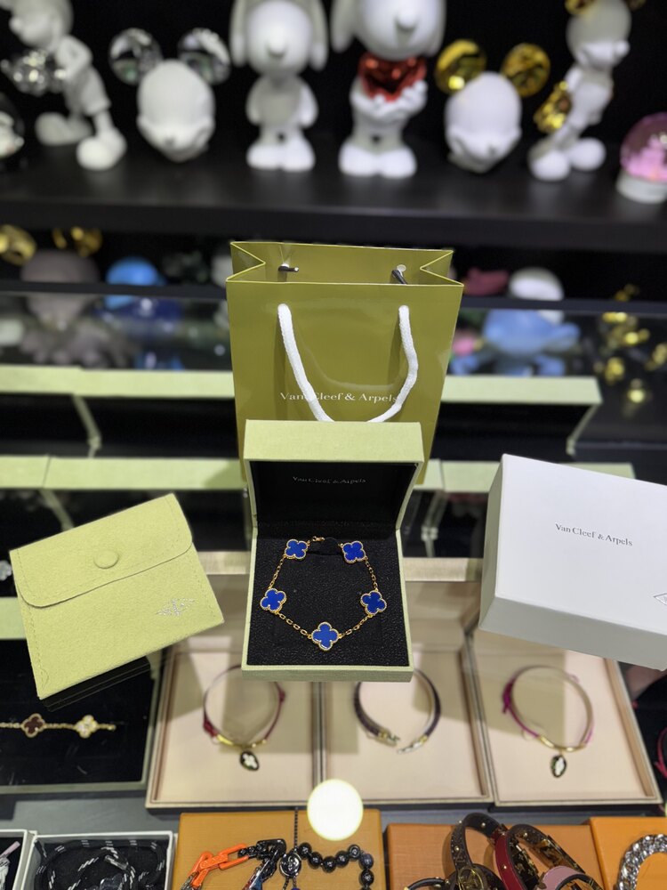 Van cleef siyah