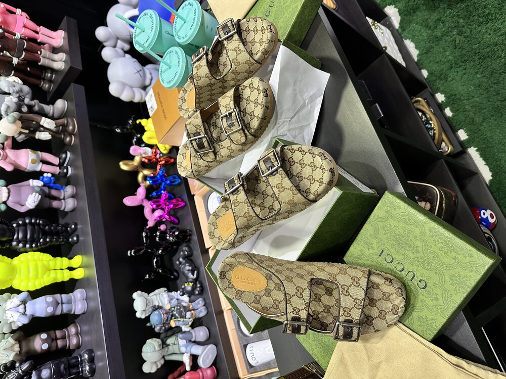 Gucci terlik