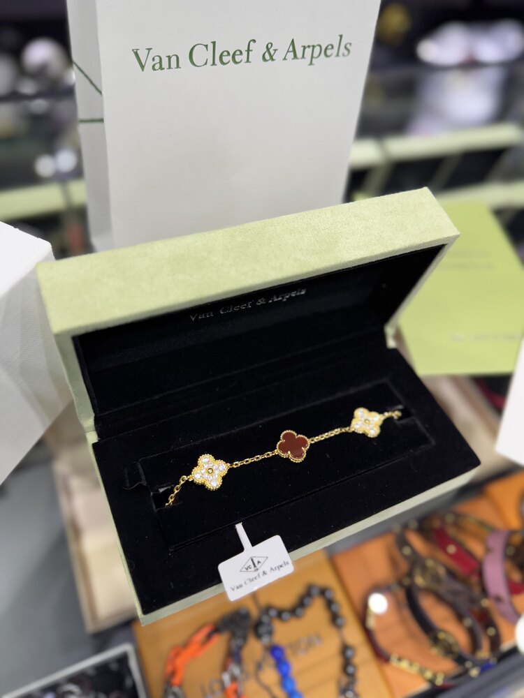 Van cleef bordo