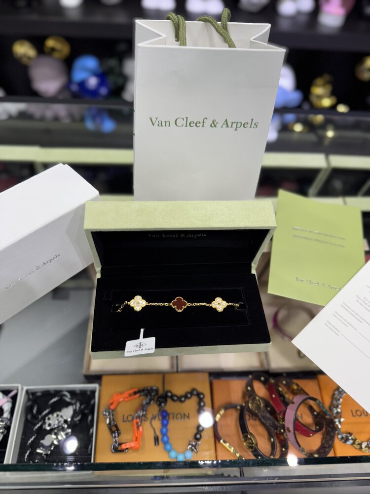 Van cleef bordo