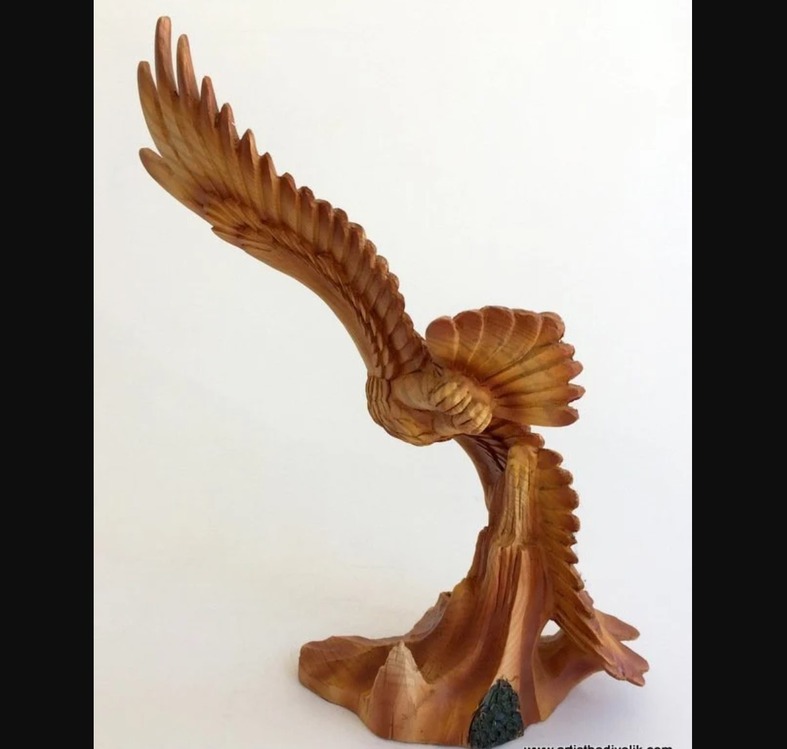 GP2073 Kartal Biblo Dalışa Geçen 25cm Hayvan Figür Heykel Babaya 1 Adet