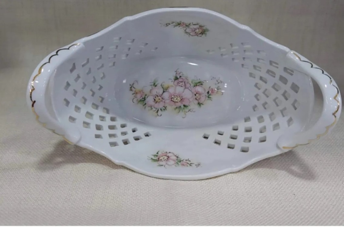 altınroment Romen El Yapımı Porselen Beyaz Renk Şekerlik  21x13cm, Yükseklik 8