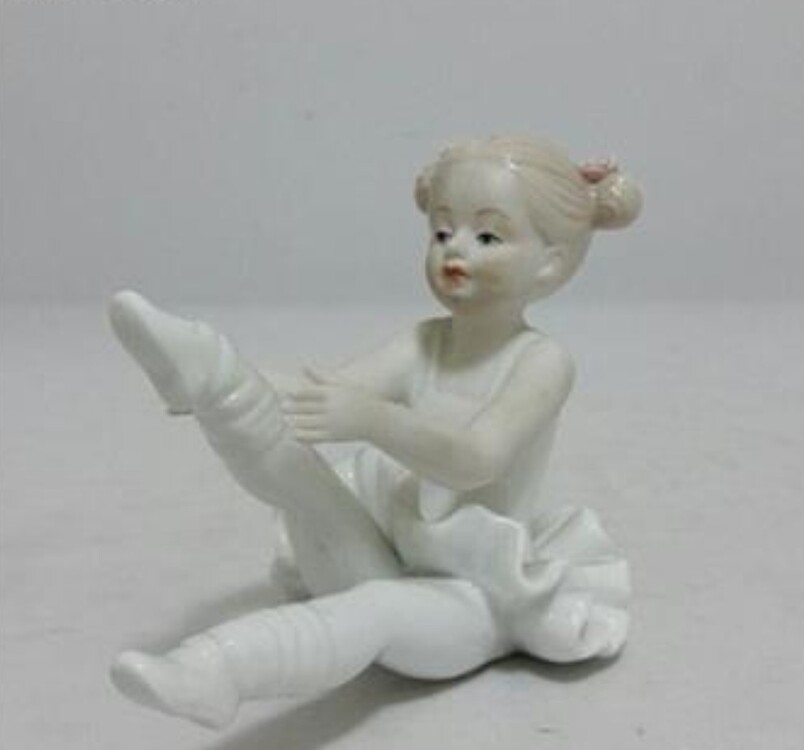 KR819 Porselen Balerin Love Rus 13x10cm I'm Sorry Bale Heykel Ev Dekorasyon 1 Adet
