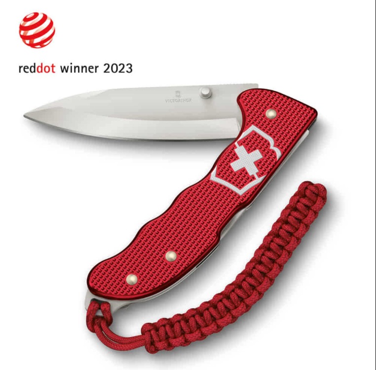 VT 0.9415.D20 Victorinox 0.9415.D20 Evoke Alox Çakı, Kırmızı Kilitlenebilir Hobi