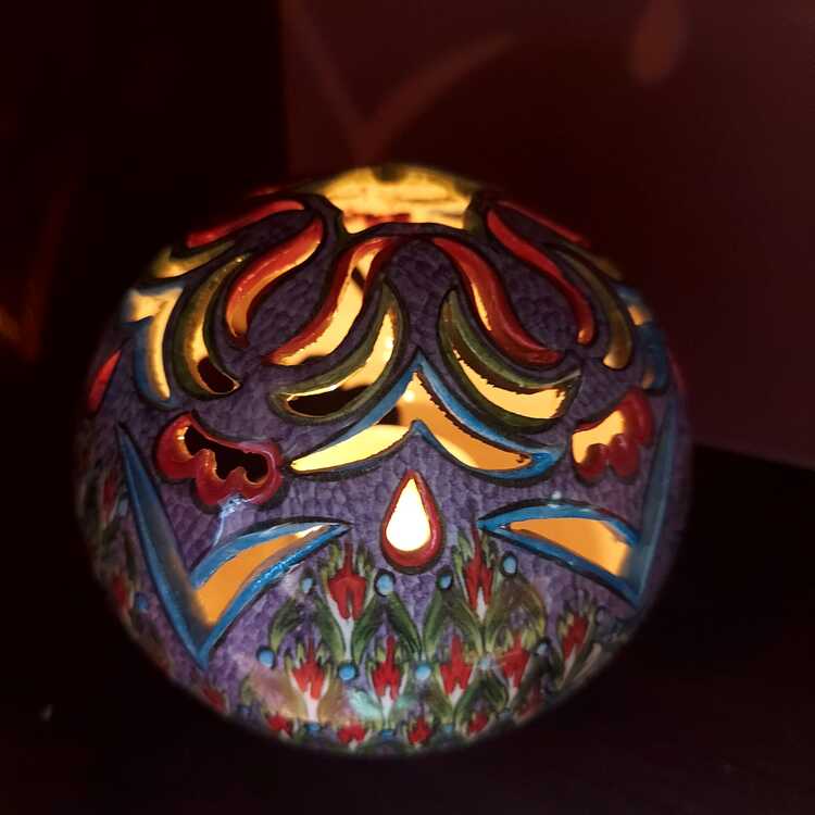 201013102025 Çap 10 cm Yük 10 cm Seramik küre + tealight mum