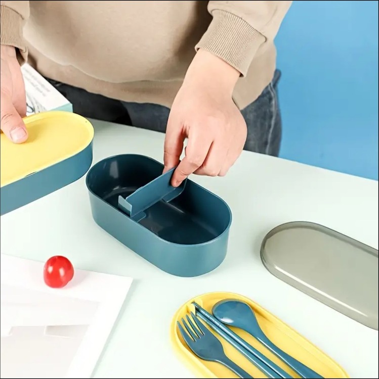 TT138486 Çubuklarıyla Birlikte Kompakt Bento Kutusu Mavi 700ml 1 Adet