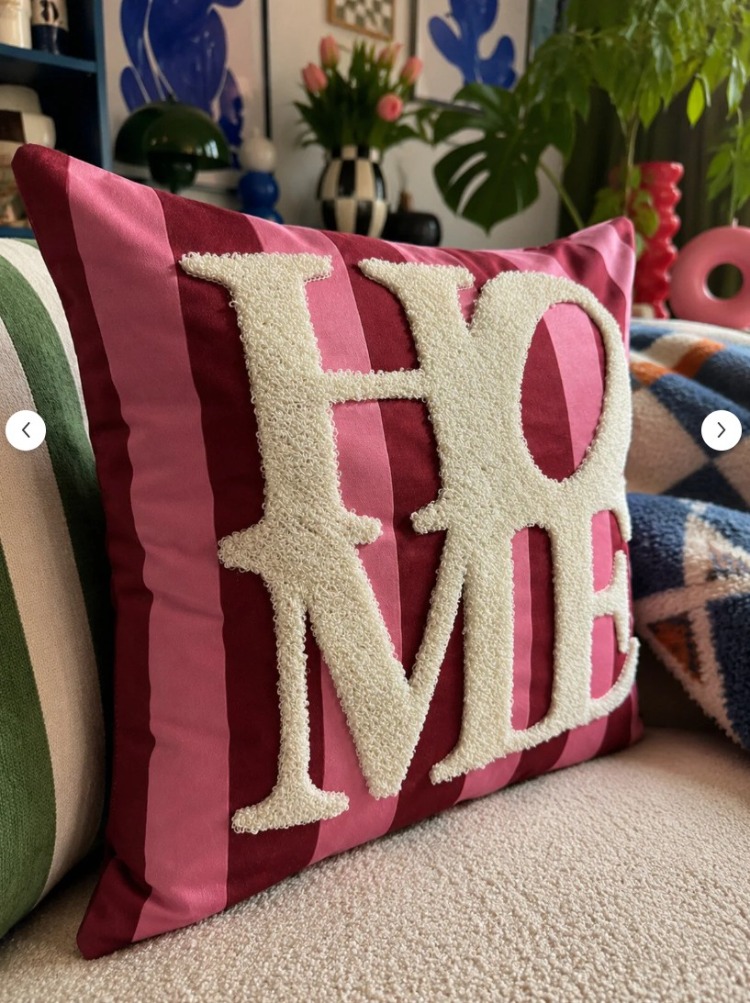 BPNK001 Punch Nakışlı Kırlent Kılıfı - 43*43 Cm - Şeker Pembe Home