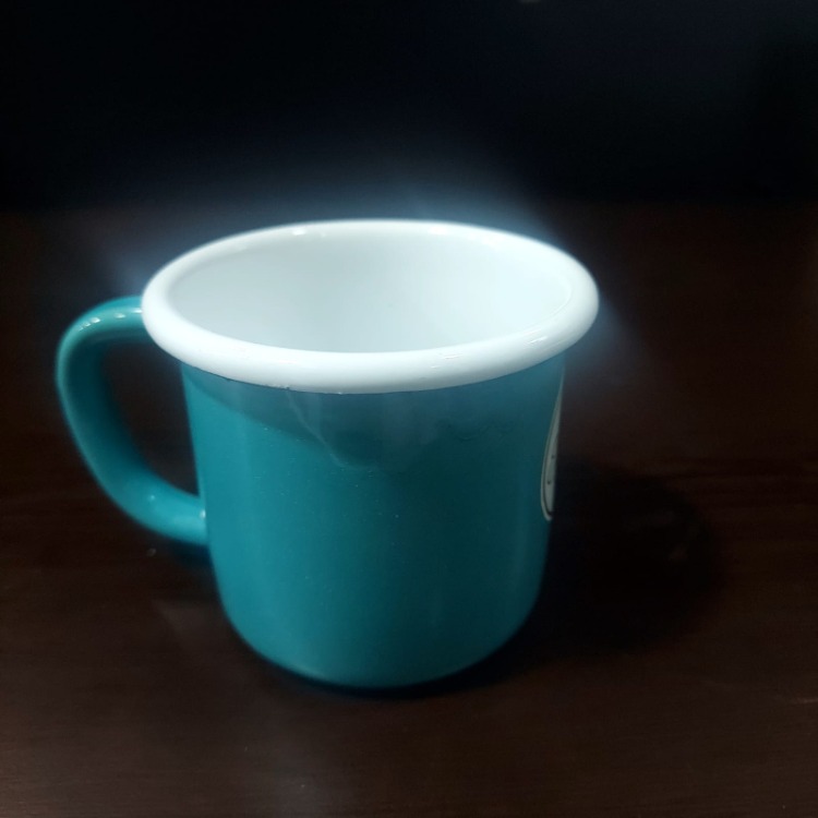 B192723122025 emaye kupa Çap yeşil 9cm Yük 8 cm 1 adet